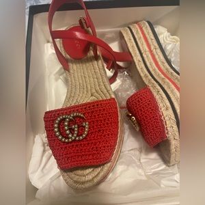 Authentic gucci crochet cotone red sandal size 38+